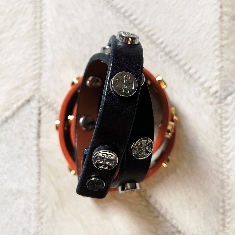 TORY BURCH double wrap logo bracelet in Navy